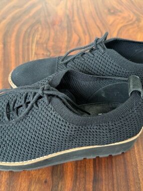 Eileen Fisher Black Knit Lace-Up Oxford with Tan Trim original $185